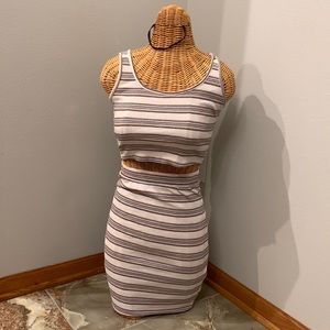 2 pieces skirt and top set, multi colored